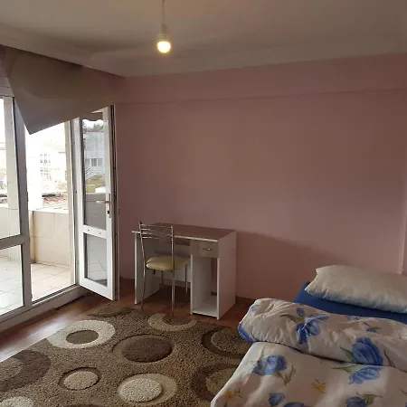 Дуплекс 3 Спальни, 1 Гостиная, Камин И Терраса Darıca