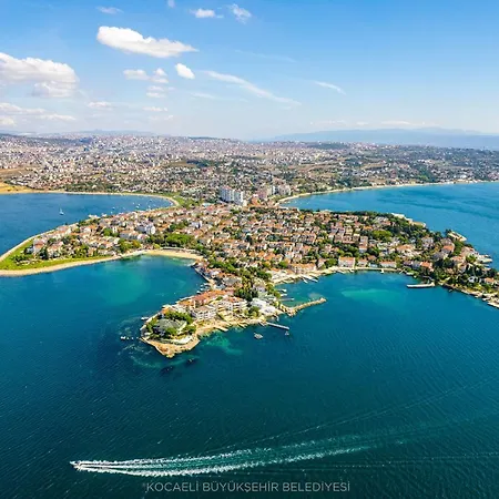 Дуплекс 3 Спальни, 1 Гостиная, Камин И Терраса Darıca